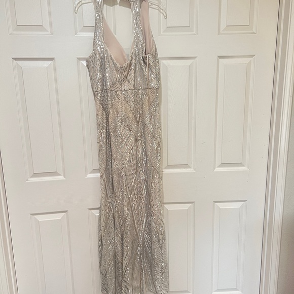 R & M Richards Sleeveless Two Tone Sequin Formal Gown wedding guest size 12 SPO - Picture 7 of 12